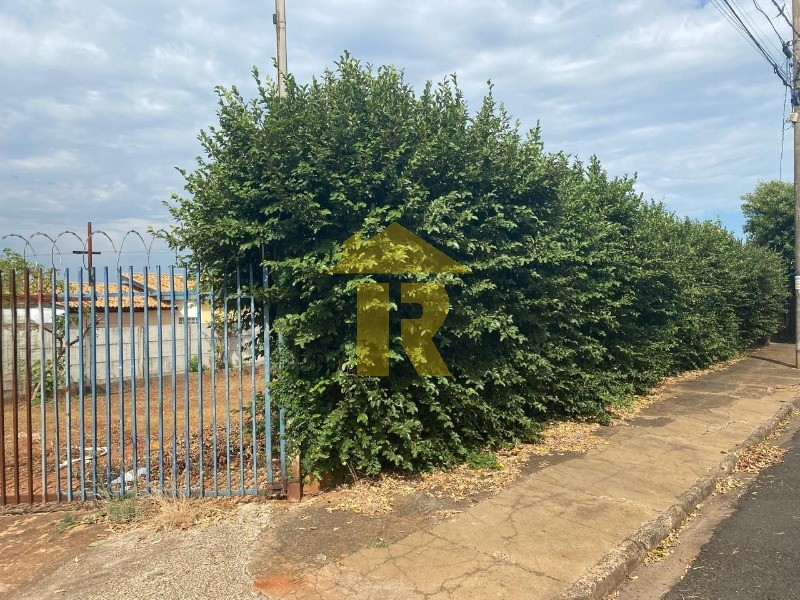 Terreno / Lote / Condomínio  à venda, 450m² — foto 7 de 11