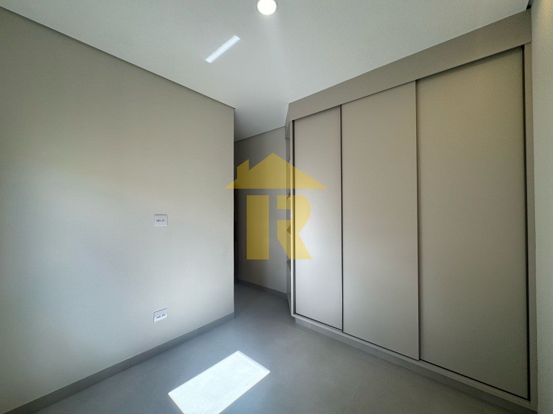 Casa de Condomínio com 3 quartos à venda, 186m² — foto 23 de 25
