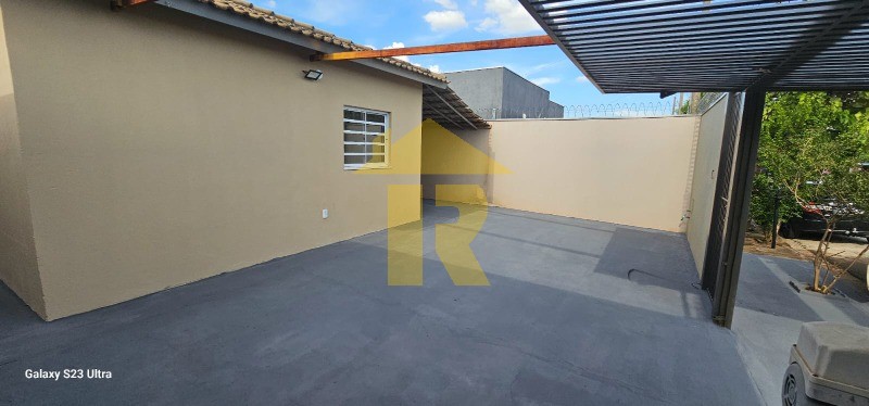 Casa com 2 quartos à venda e aluguel, 60m² — foto 3 de 21