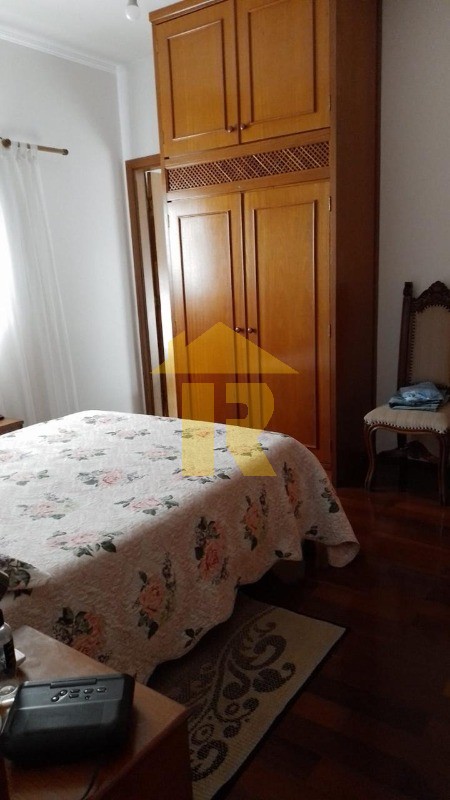 Casa com 3 quartos à venda, 268m² — foto 26 de 40
