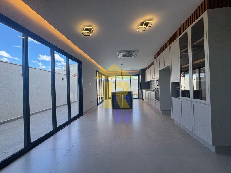 Casa de Condomínio com 3 quartos à venda, 186m² — foto 7 de 25