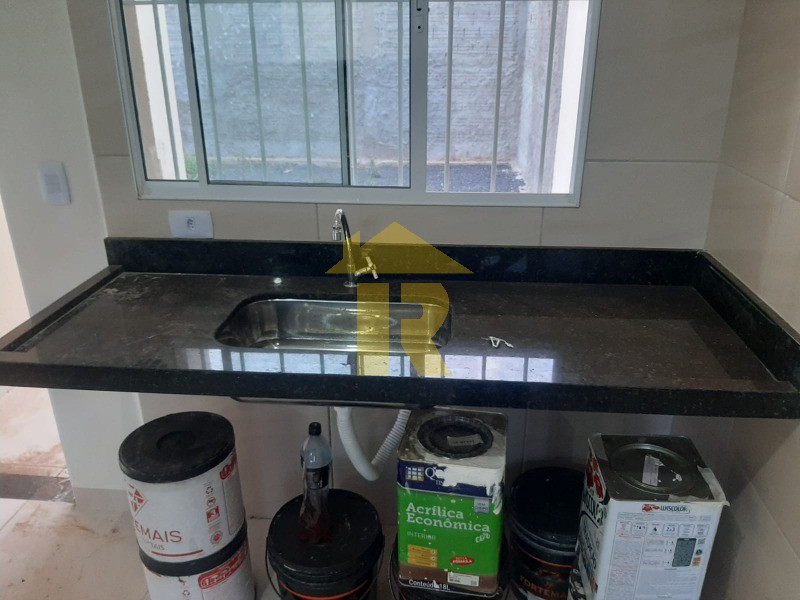 Casa com 2 quartos à venda e aluguel, 60m² — foto 3 de 7