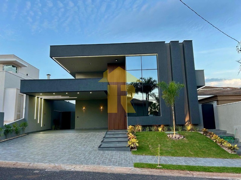 Casa de Condomínio com 4 quartos à venda, 241m² — foto 1 de 16