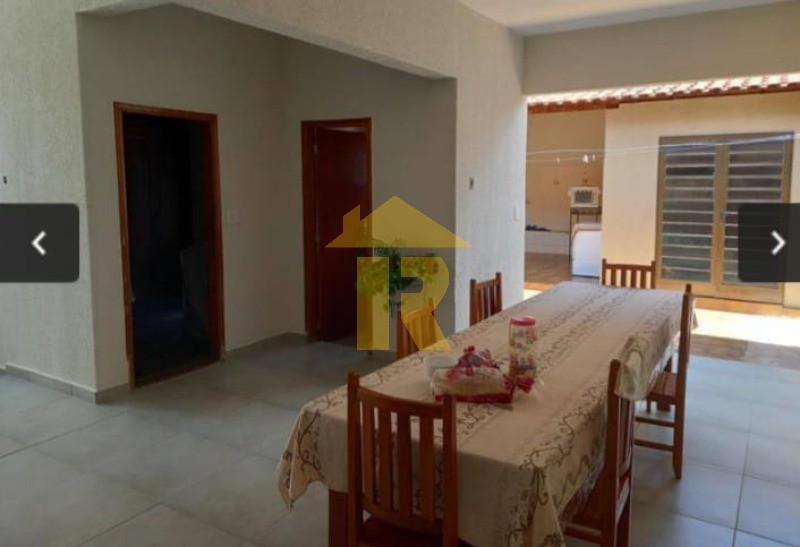 Casa com 3 quartos à venda, 330m² — foto 9 de 22