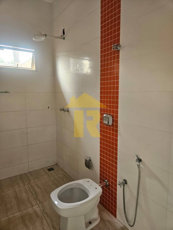 Casa com 3 quartos à venda, 131m² — foto 5 de 14