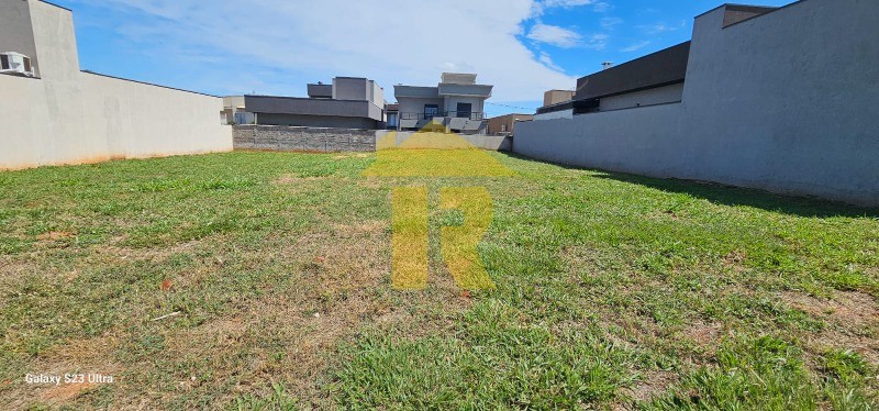 Terreno / Lote / Condomínio  à venda, 360m² — foto 1 de 17