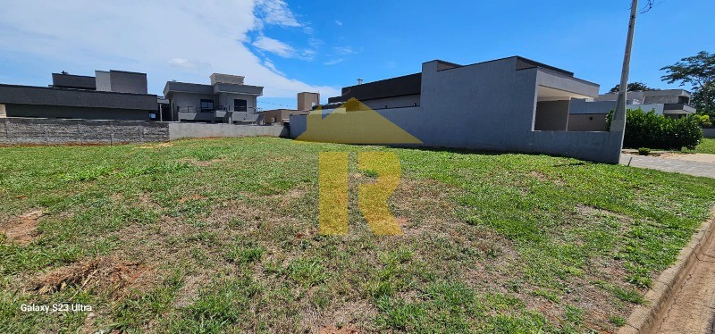 Terreno / Lote / Condomínio  à venda, 360m² — foto 4 de 17