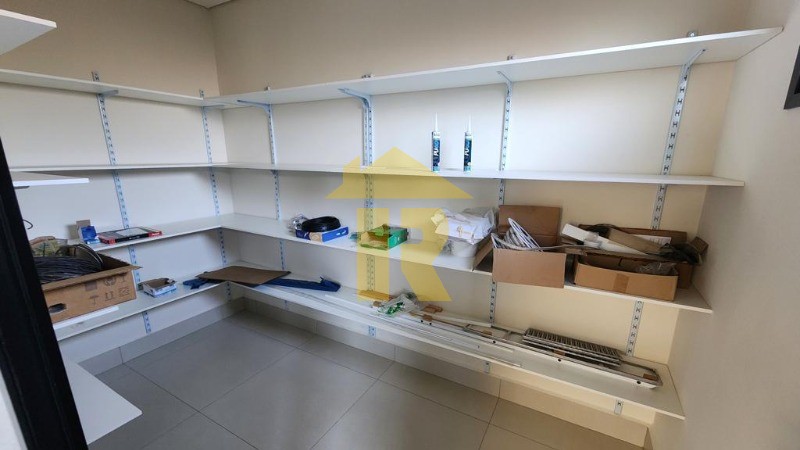 Casa de Condomínio com 4 quartos à venda e aluguel, 378m² — foto 26 de 48