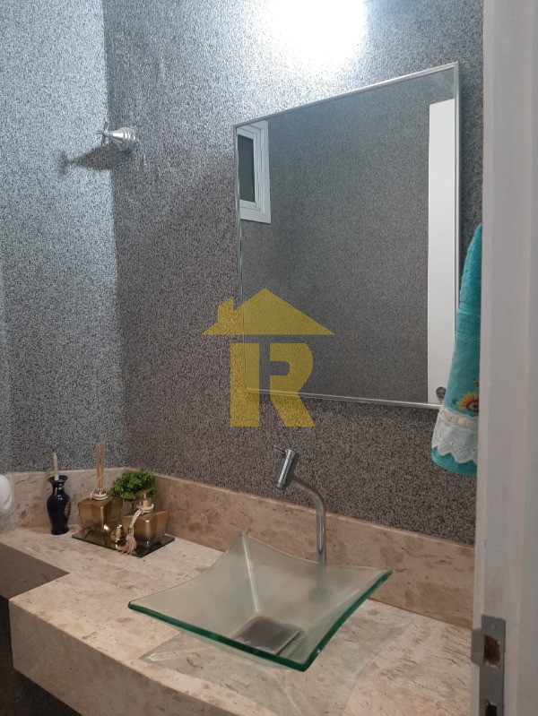 Casa de Condomínio com 3 quartos à venda, 160m² — foto 13 de 28