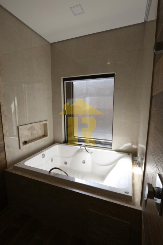 Casa de Condomínio com 4 quartos à venda e aluguel, 378m² — foto 46 de 48