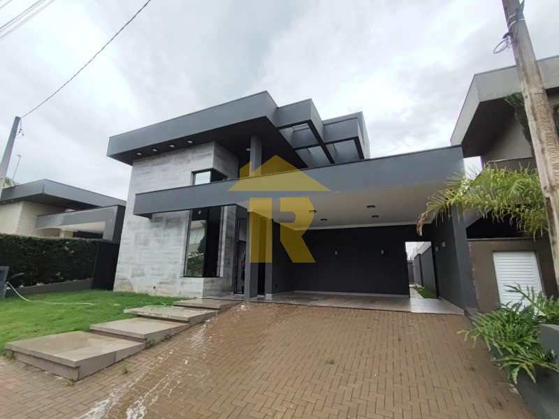 Casa de Condomínio com 3 quartos à venda e aluguel, 240m² — foto 2 de 12