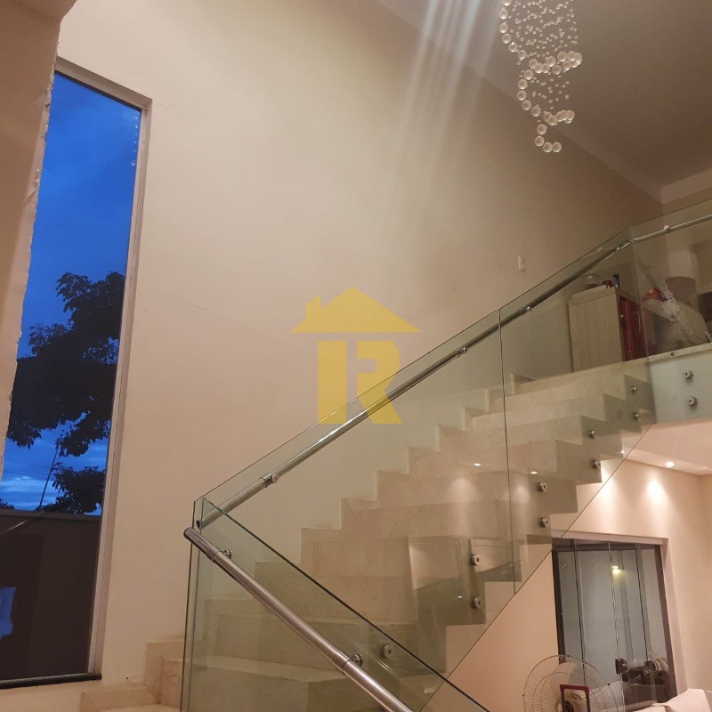 Casa de Condomínio com 3 quartos à venda, 240m² — foto 18 de 28