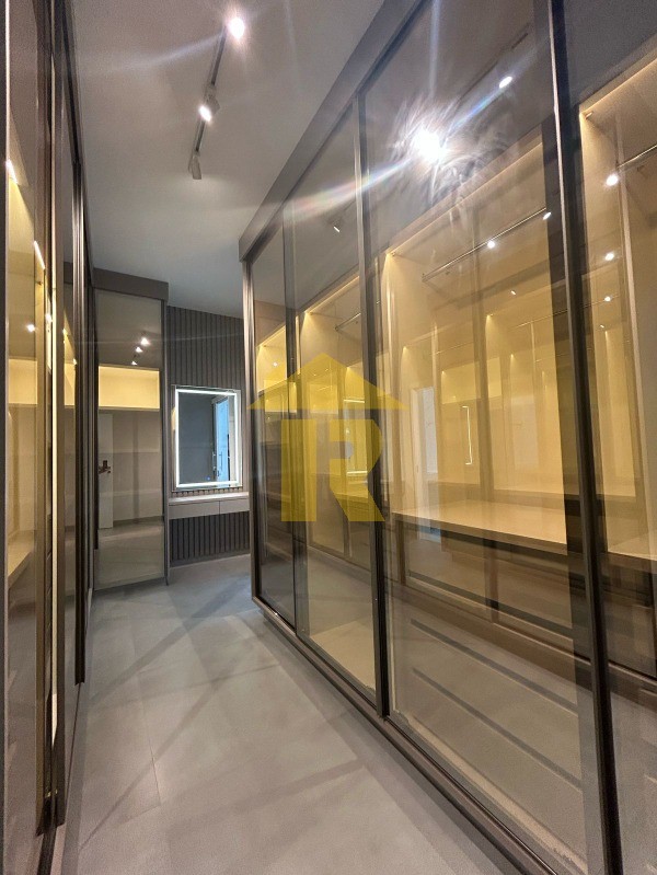 Casa de Condomínio com 4 quartos à venda, 241m² — foto 13 de 16