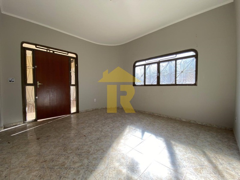 Casa com 2 quartos à venda, 100m² — foto 3 de 10