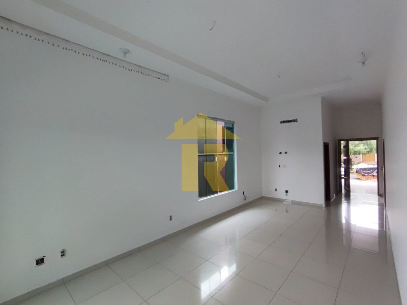 Casa de Condomínio com 3 quartos à venda e aluguel, 160m² — foto 2 de 10