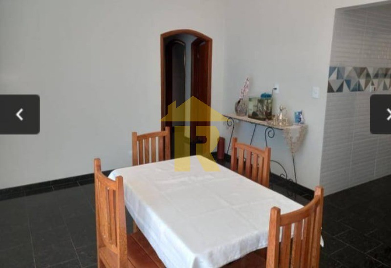 Casa com 3 quartos à venda, 330m² — foto 5 de 22
