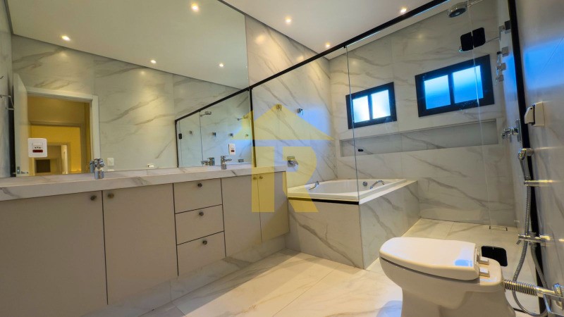Casa de Condomínio com 3 quartos à venda, 223m² — foto 10 de 23