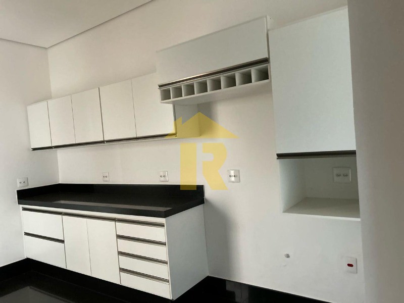 Casa de Condomínio com 3 quartos à venda, 315m² — foto 16 de 29