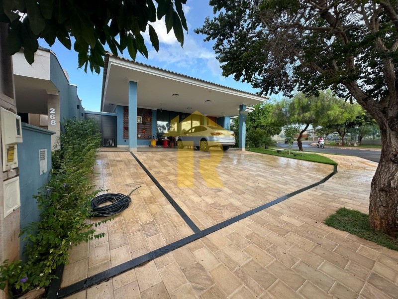 Casa de Condomínio com 3 quartos à venda, 340m² — foto 2 de 31