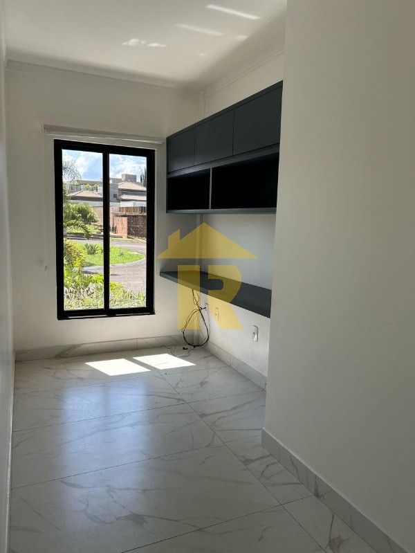 Casa de Condomínio com 3 quartos à venda, 315m² — foto 8 de 29