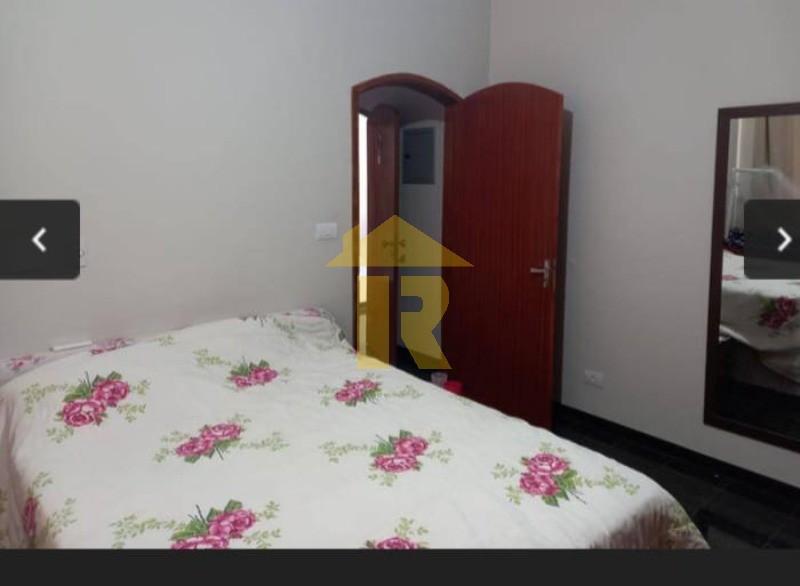 Casa com 3 quartos à venda, 330m² — foto 18 de 22