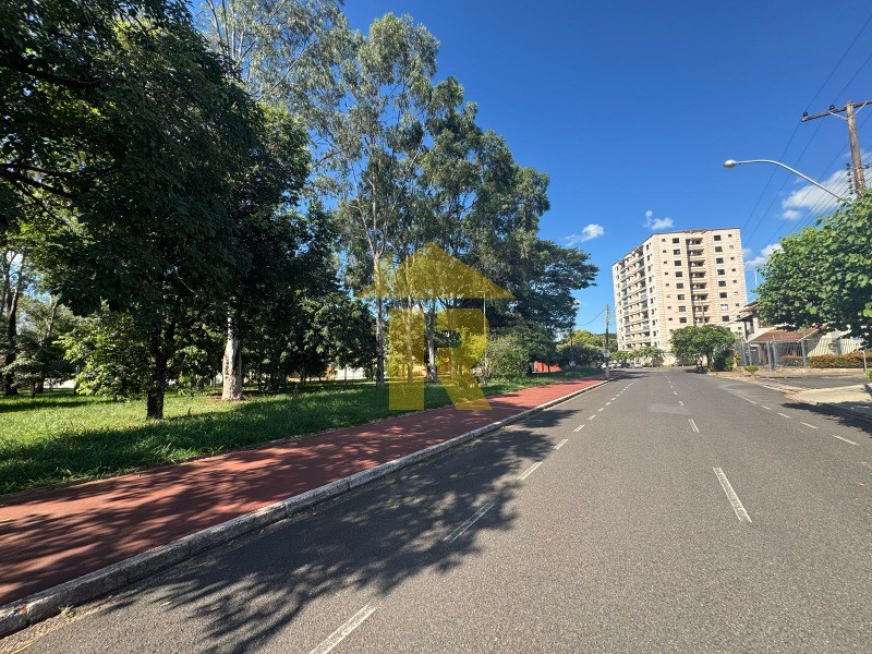 Casa com 3 quartos à venda, 268m² — foto 39 de 40