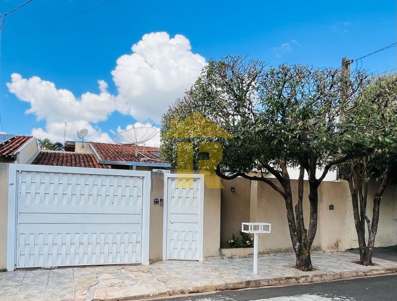 Casa com 2 quartos à venda, 115m² — foto 1 de 17