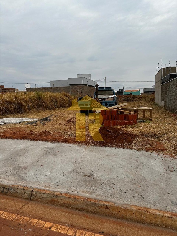 Terreno / Lote / Condomínio  à venda, 200m² — foto 7 de 10