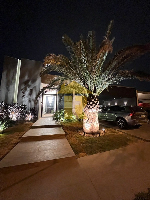 Casa de Condomínio com 4 quartos à venda, 380m² — foto 2 de 22