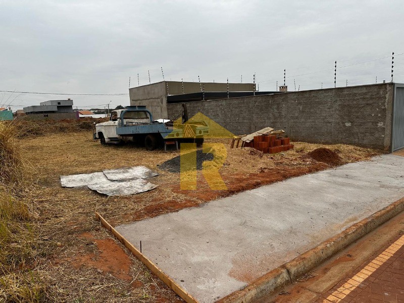 Terreno / Lote / Condomínio  à venda, 200m² — foto 5 de 10