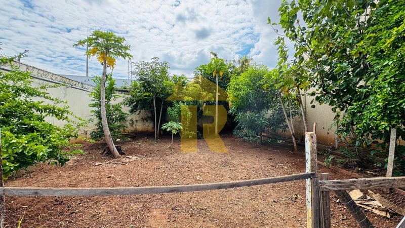 Casa com 3 quartos à venda, 272m² — foto 15 de 15
