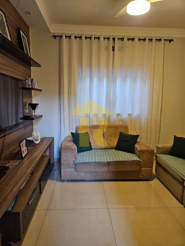 Casa de Condomínio com 3 quartos à venda, 240m² — foto 9 de 28
