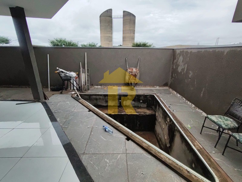 Casa de Condomínio com 3 quartos à venda e aluguel, 160m² — foto 9 de 10