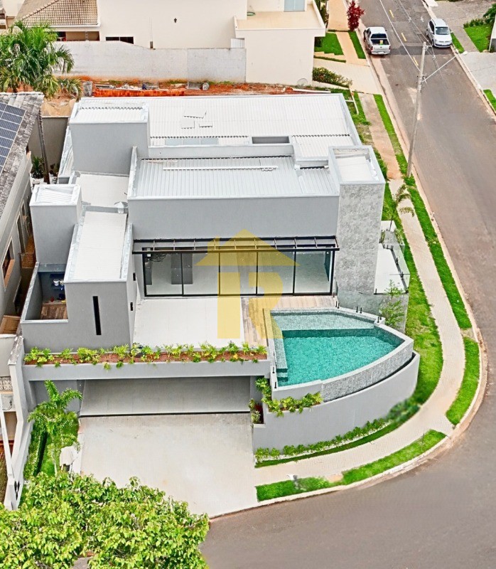 Casa de Condomínio com 5 quartos à venda, 470m² — foto 1 de 18