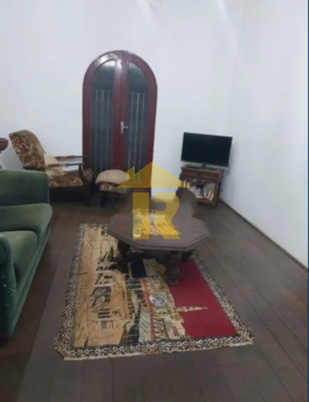 Casa com 3 quartos à venda, 254m² — foto 3 de 5