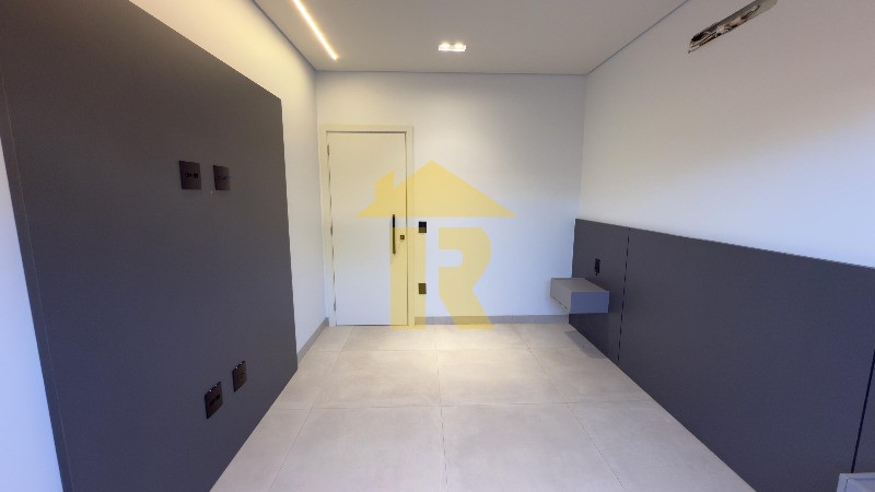 Casa de Condomínio com 3 quartos à venda, 223m² — foto 17 de 21
