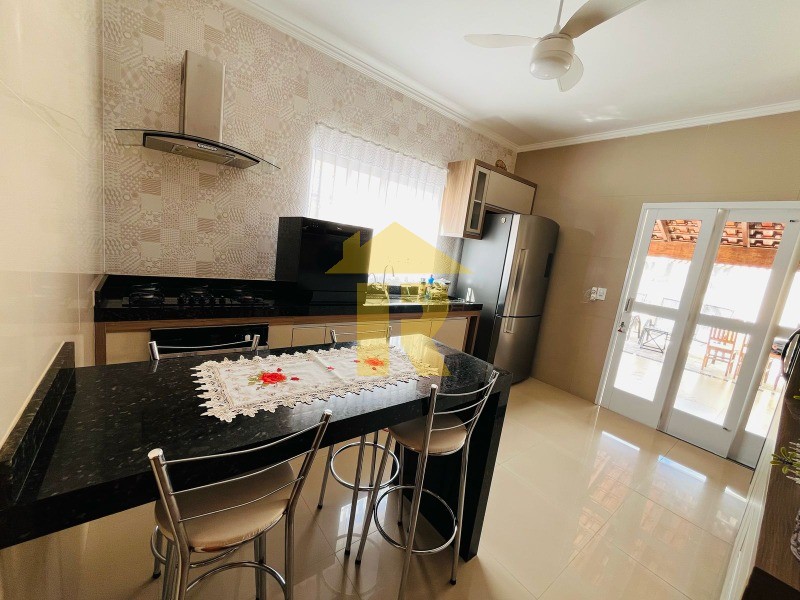 Casa com 2 quartos à venda, 115m² — foto 12 de 17