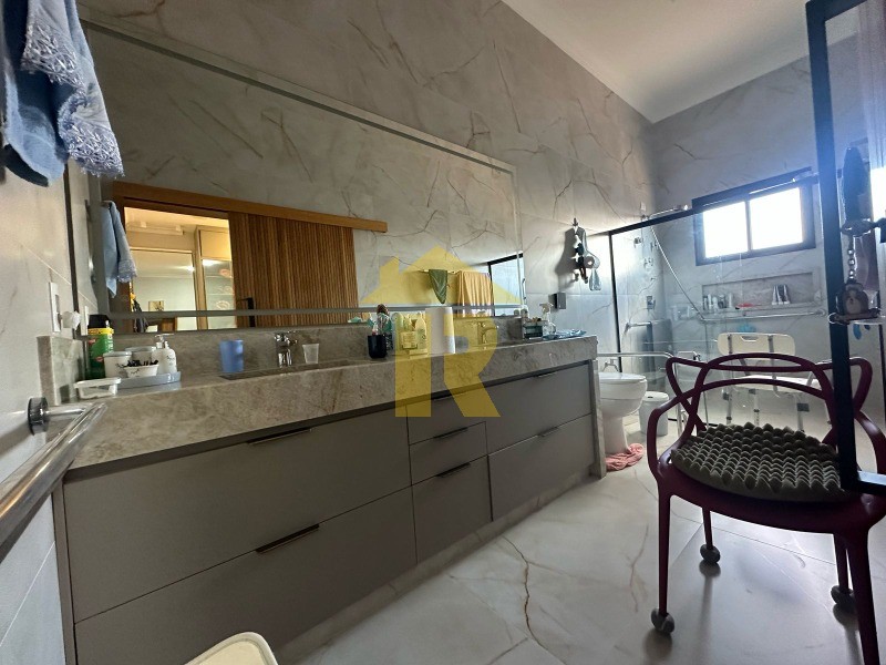 Casa de Condomínio com 3 quartos à venda, 340m² — foto 14 de 31