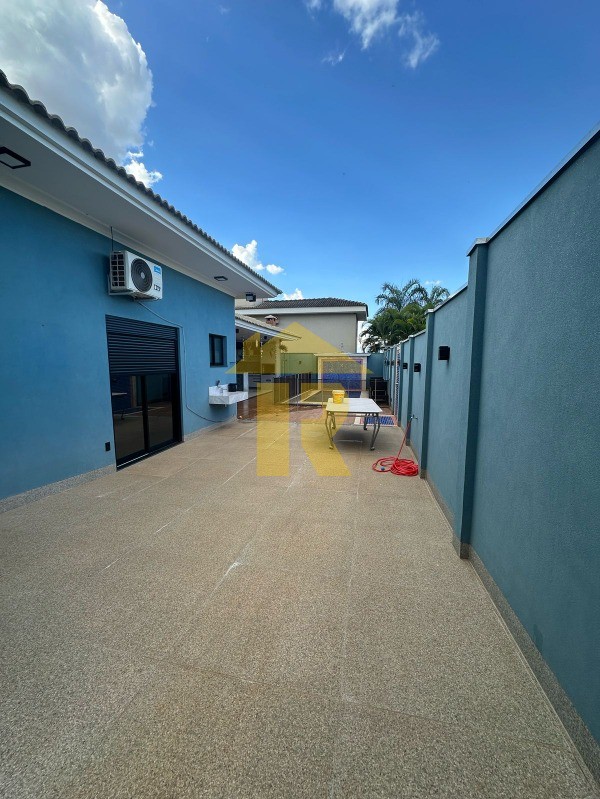 Casa de Condomínio com 3 quartos à venda, 340m² — foto 31 de 31