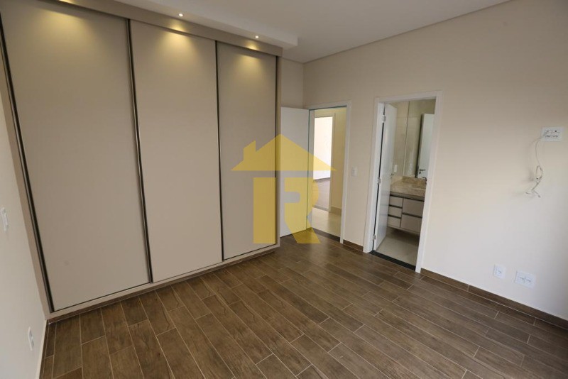 Casa de Condomínio com 4 quartos à venda e aluguel, 378m² — foto 32 de 48