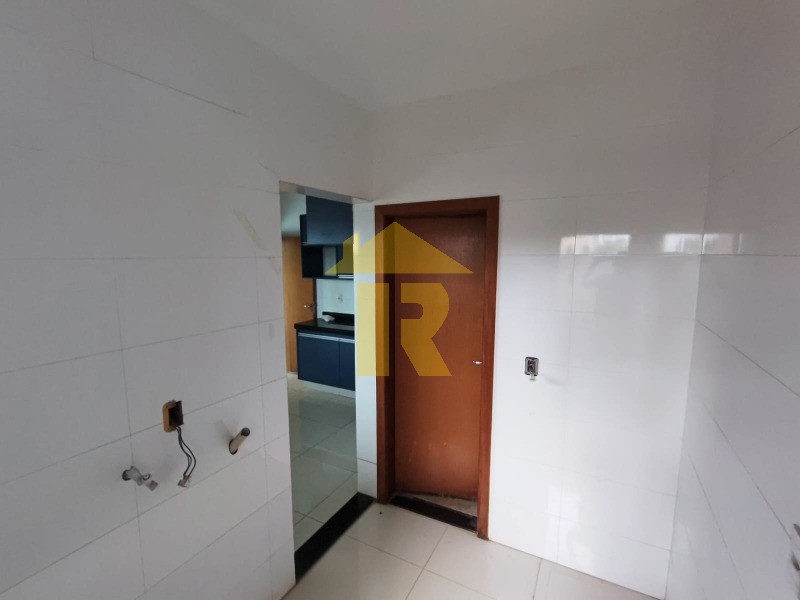 Casa de Condomínio com 3 quartos à venda e aluguel, 160m² — foto 5 de 10