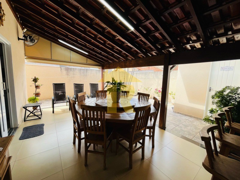 Casa com 2 quartos à venda, 115m² — foto 13 de 17