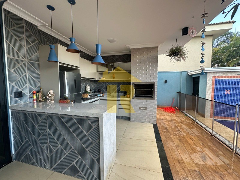 Casa de Condomínio com 3 quartos à venda, 340m² — foto 25 de 31
