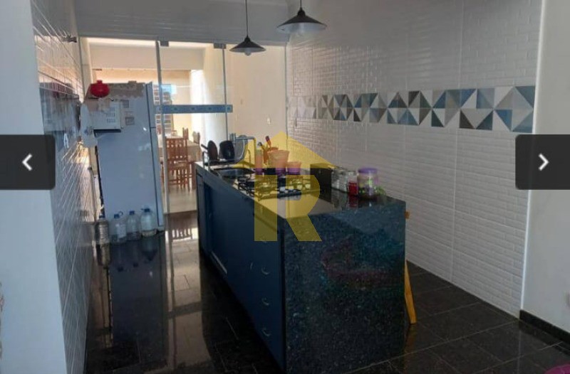 Casa com 3 quartos à venda, 330m² — foto 7 de 22