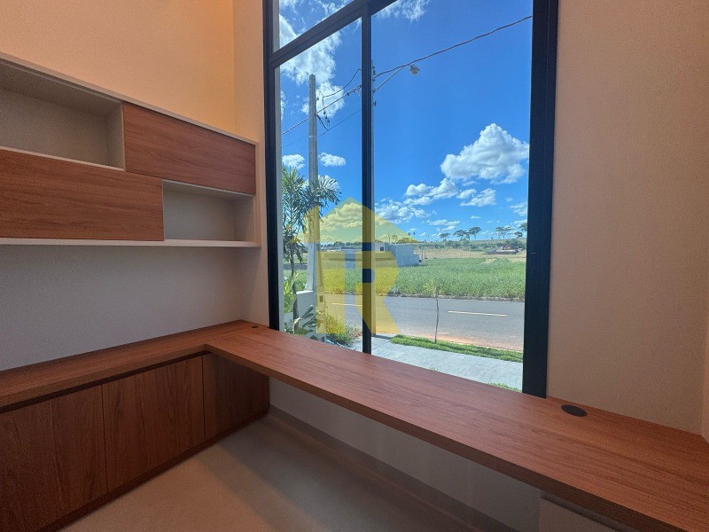 Casa de Condomínio com 3 quartos à venda, 186m² — foto 5 de 25