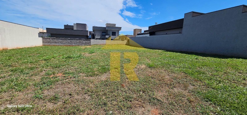Terreno / Lote / Condomínio  à venda, 360m² — foto 2 de 17