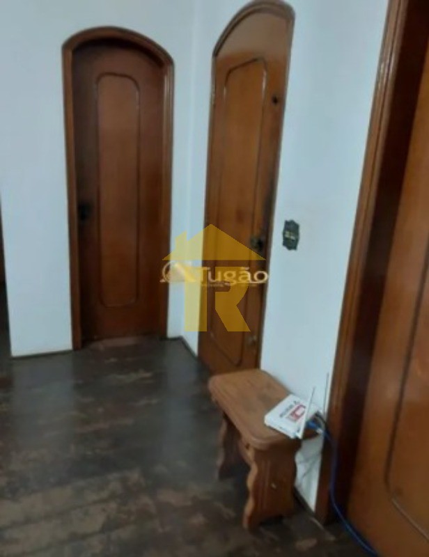 Casa com 3 quartos à venda, 254m² — foto 5 de 5