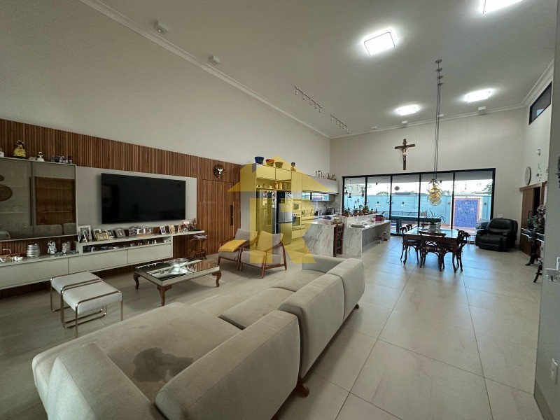 Casa de Condomínio com 3 quartos à venda, 340m² — foto 5 de 31