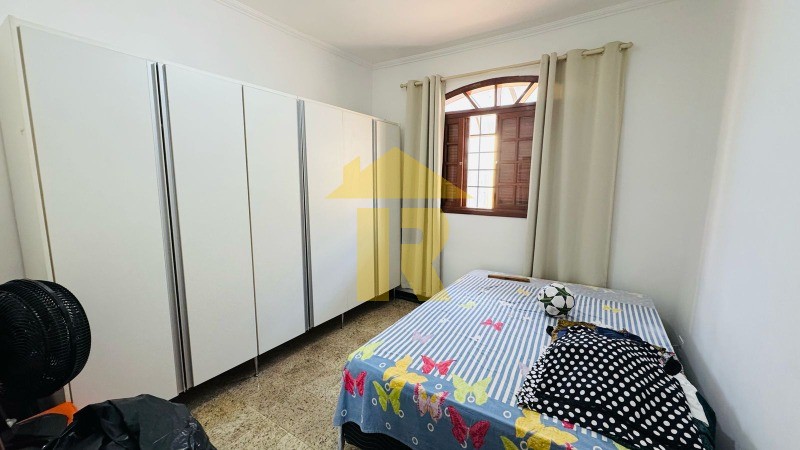 Casa com 3 quartos à venda, 272m² — foto 7 de 15