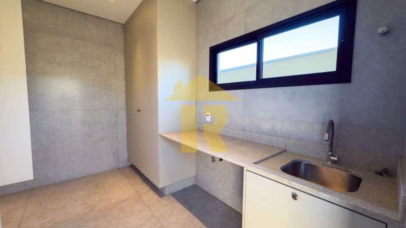 Casa de Condomínio com 3 quartos à venda, 223m² — foto 21 de 23